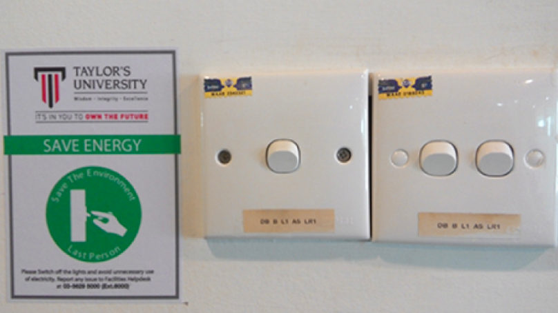 Sticker next to the switch that promote the campaign